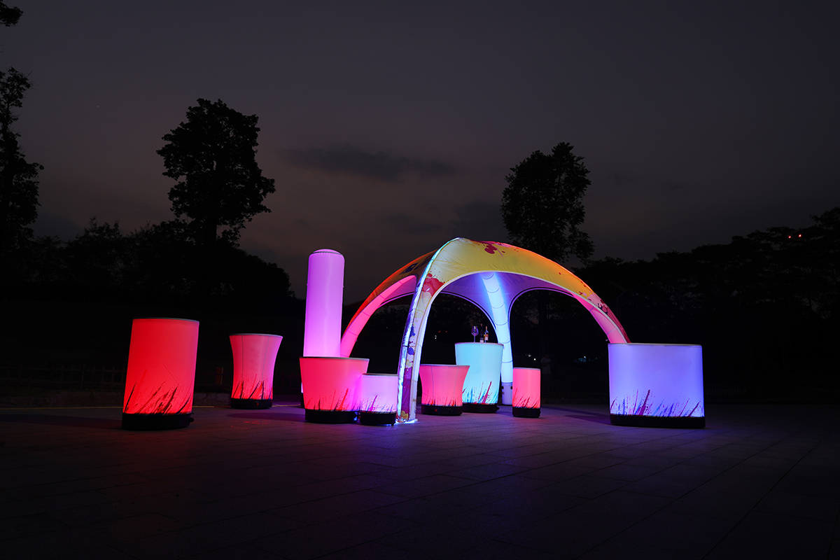 Inflatable Event Tents by MAIN-ZELT – Pneumatic Advertising Structures for Trade Shows & Events