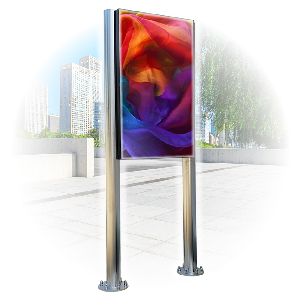 Wide selection of weatherproof outdoor displays – ideal for any advertising!