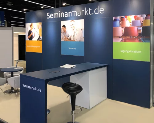 Exhibition Stand Equipment & Rental Furniture – Feldes & Moll | Counters, Display Cases, Floor Coverings & Stages in Exhibition Construction
