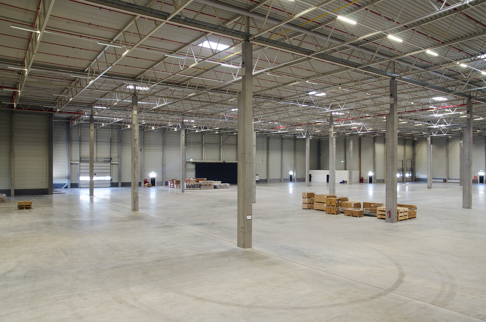 Storage & Logistics / Storage Space