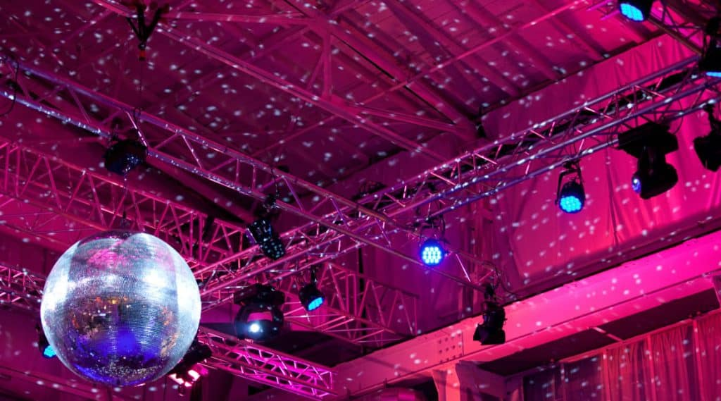 Unique hybrid events with state-of-the-art technology that will leave a lasting impression on your guests
