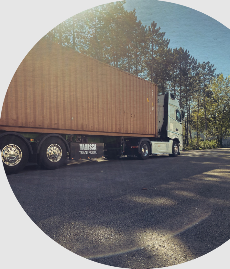 Container transport 20", 40" & 45" from Hamburg – B2B port logistics national & international