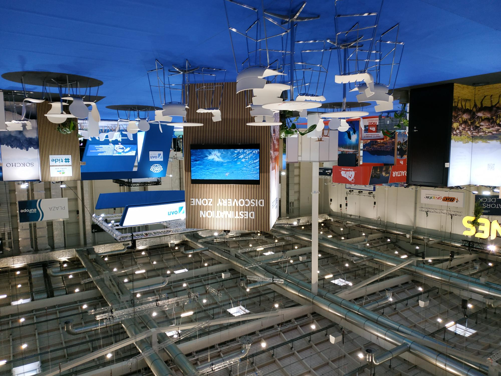 Joint stand with a unified concept