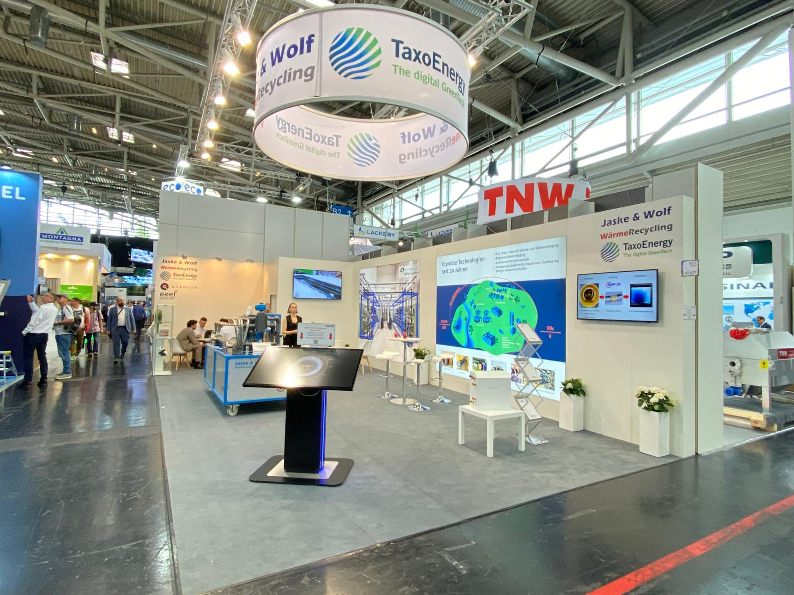Professional Trade Show Planning with 3D Visualization | Layout, Material Selection & Concept Development