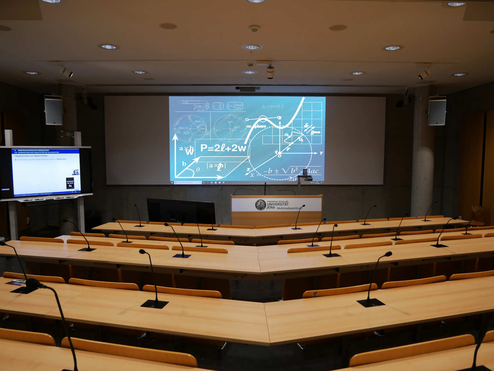 University Teaching and Training with Interactive Technologies