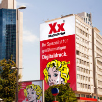 Products for Eye-Catching Advertising on Construction Sites