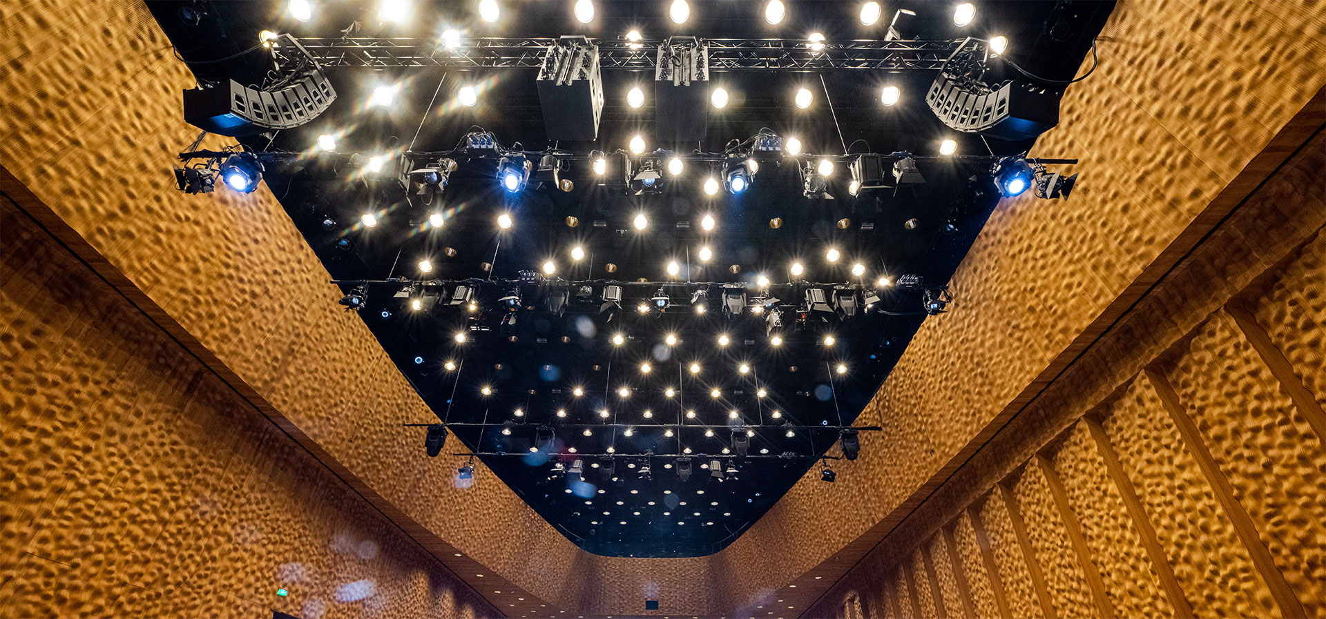 Installation & Delivery of Lighting Technology and Stage Lighting